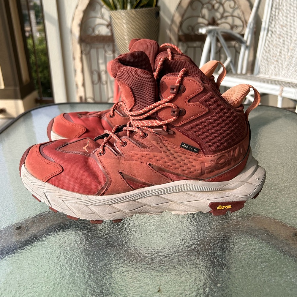 HOKA ONE ONE® Women's Anacapa Mid GORE-TEX® Hiking Shoes